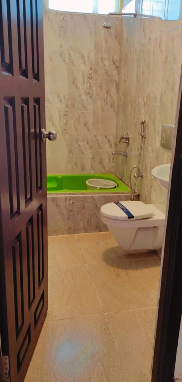 Sri Gnana Vedha Beach Residency Velánganni Kültér fotó