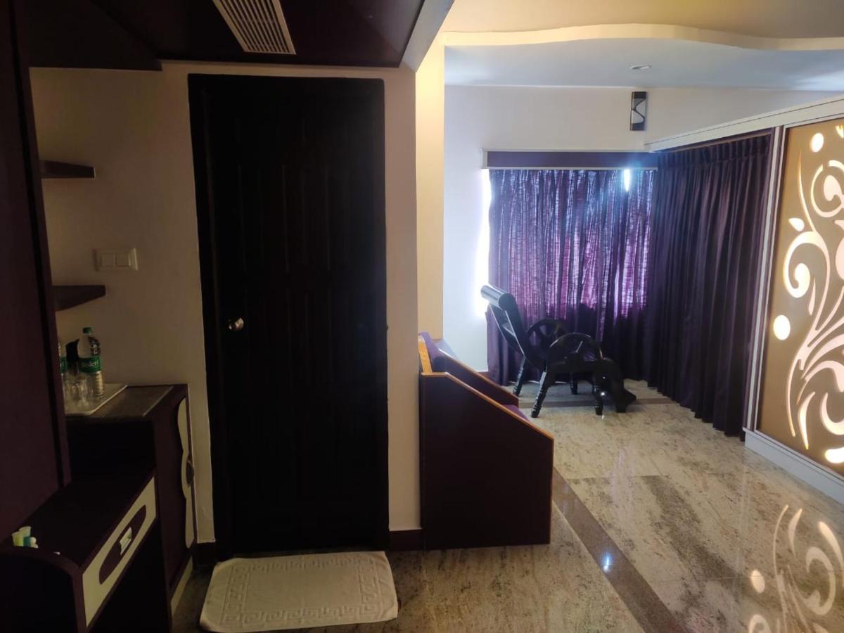 Sri Gnana Vedha Beach Residency Velánganni Kültér fotó