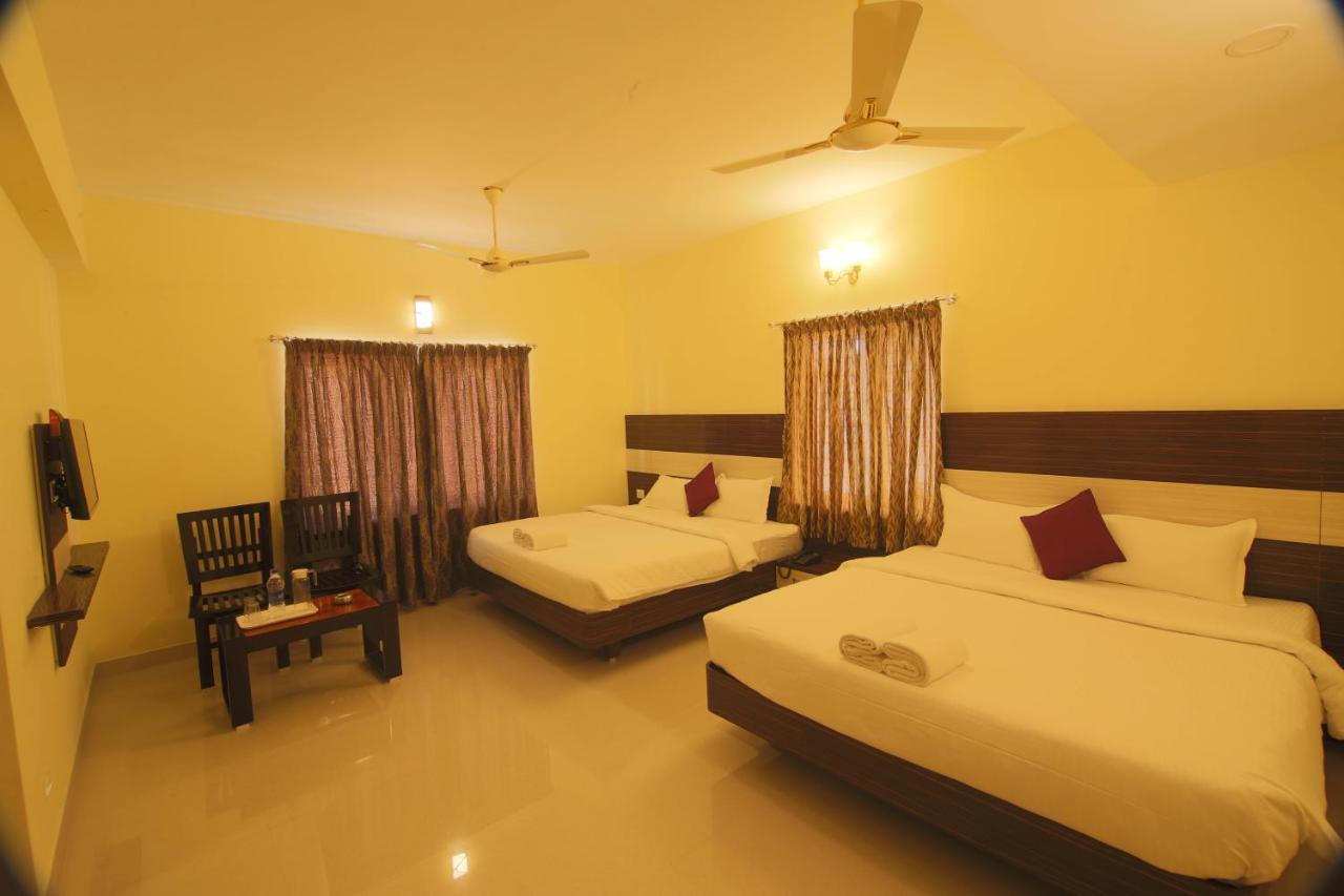 Sri Gnana Vedha Beach Residency Velánganni Kültér fotó